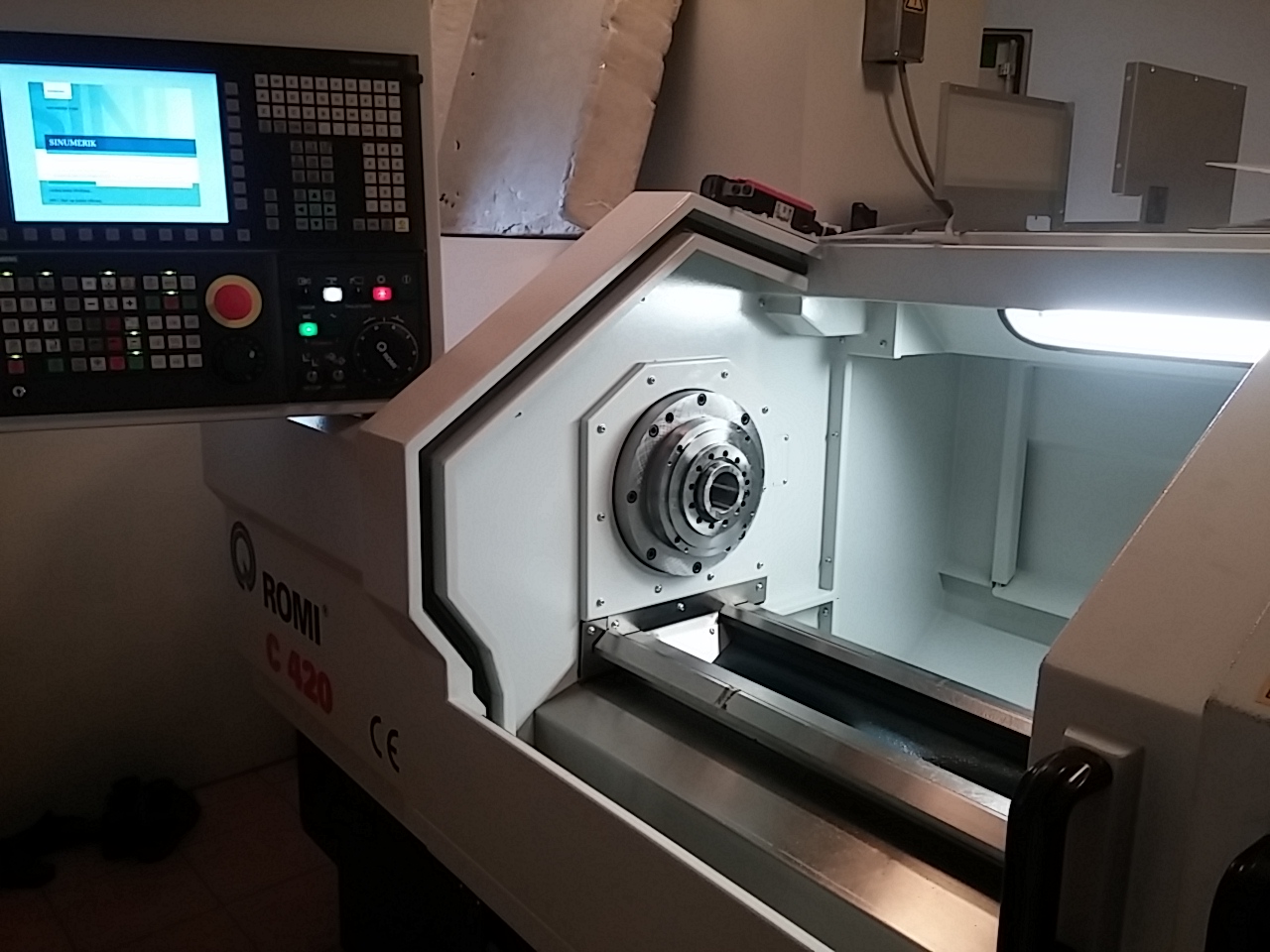 CIKLIČNA “TEACH-IN” STRUŽNICA ROMI C420 – SIEMENS 828D